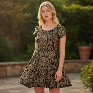 Ark & Co // Black & Gold Short Sleeve Dress // Zipper Back